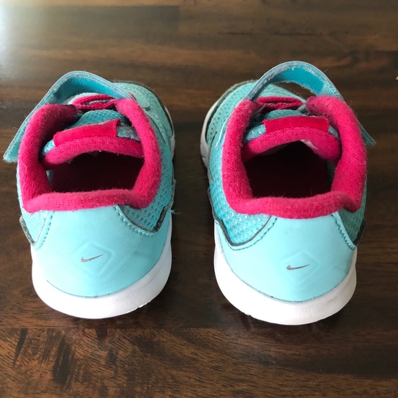 Nike Shoes - Picture 3 of 5